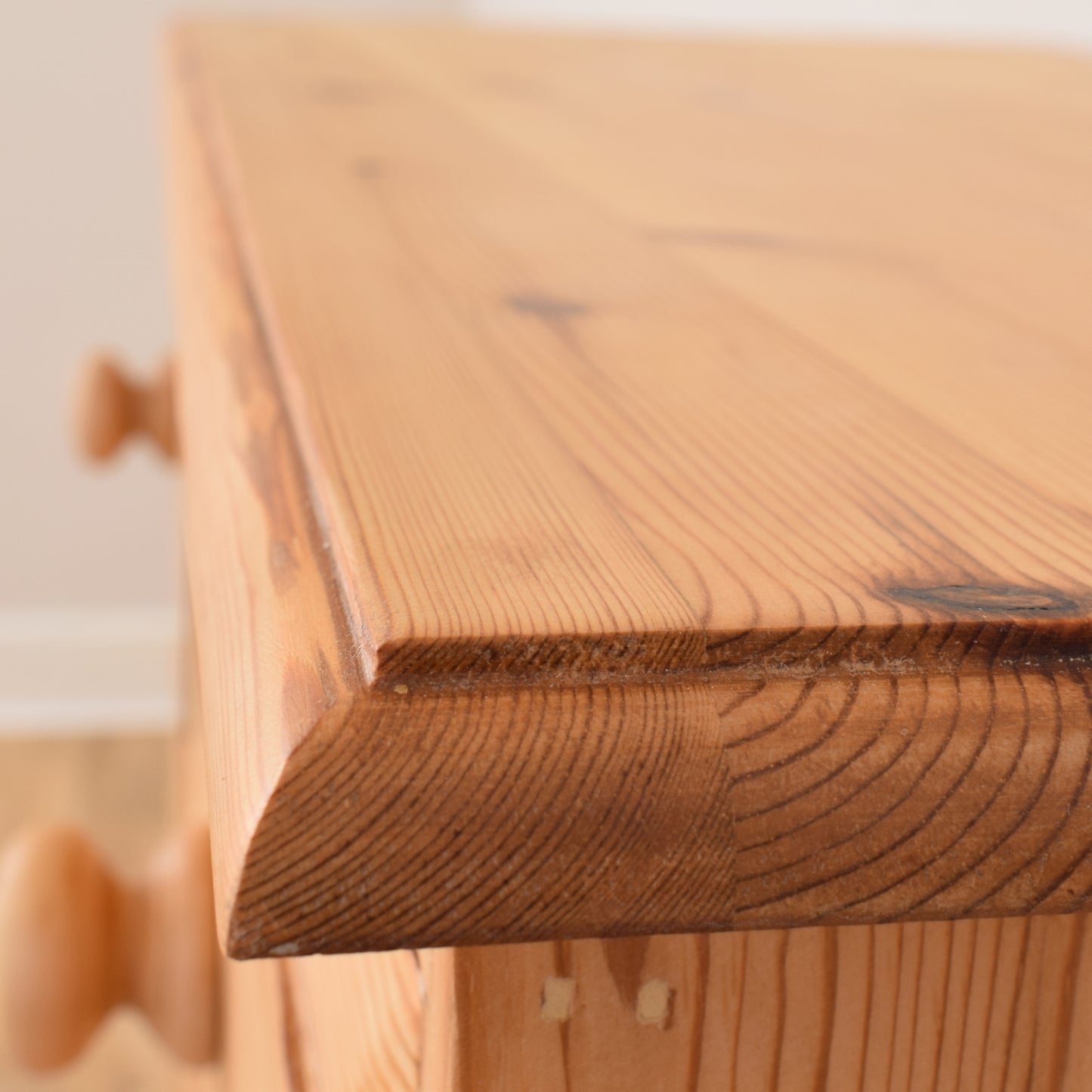 Pine Chest Of Drawers