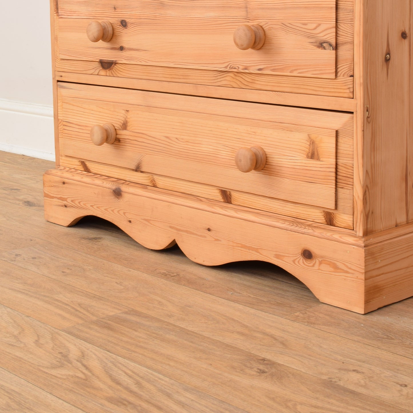 Pine Chest Of Drawers