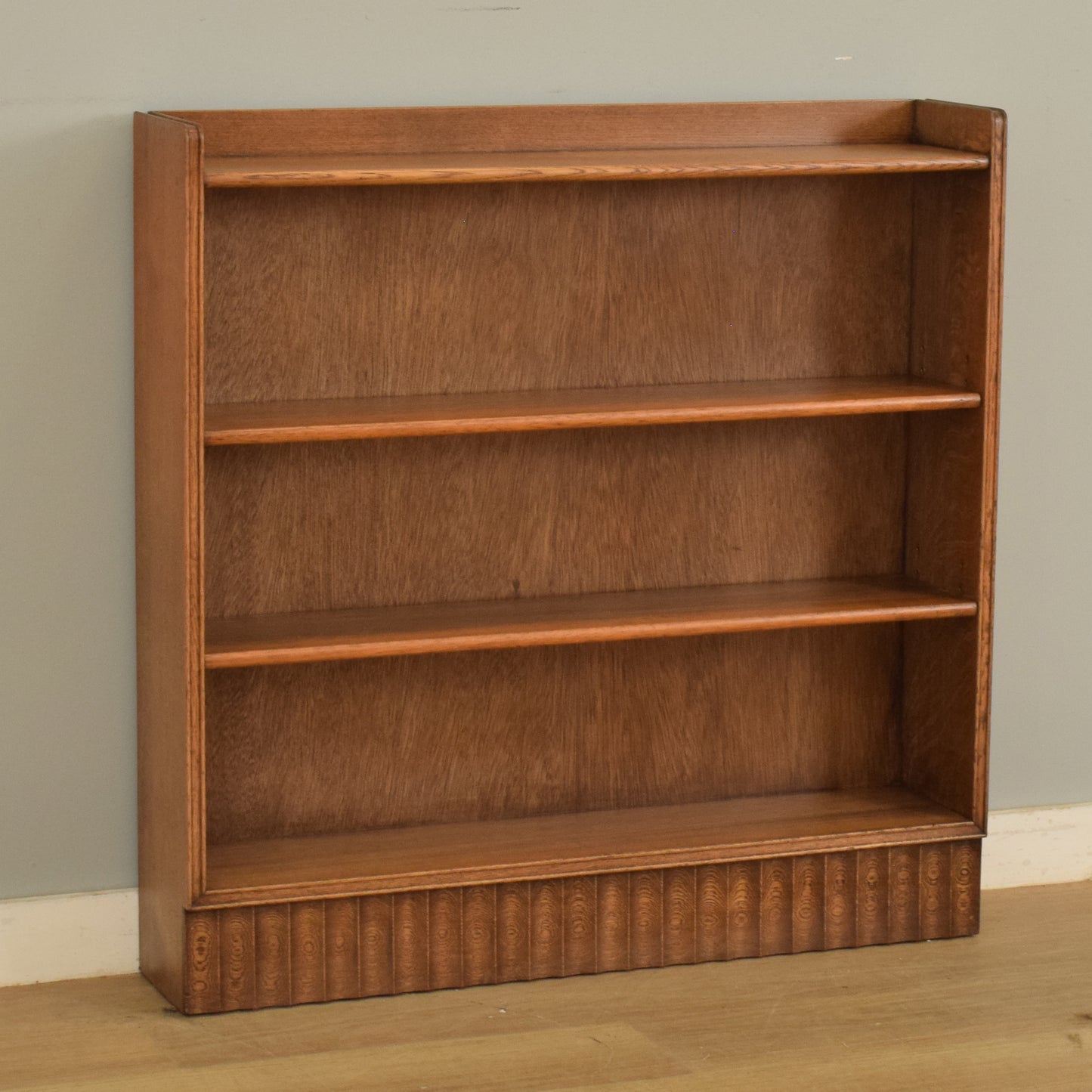 Small Oak Bookcase