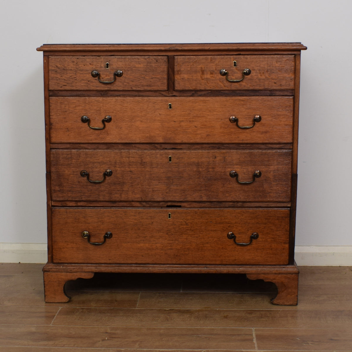 Georgian Chest of Drawers