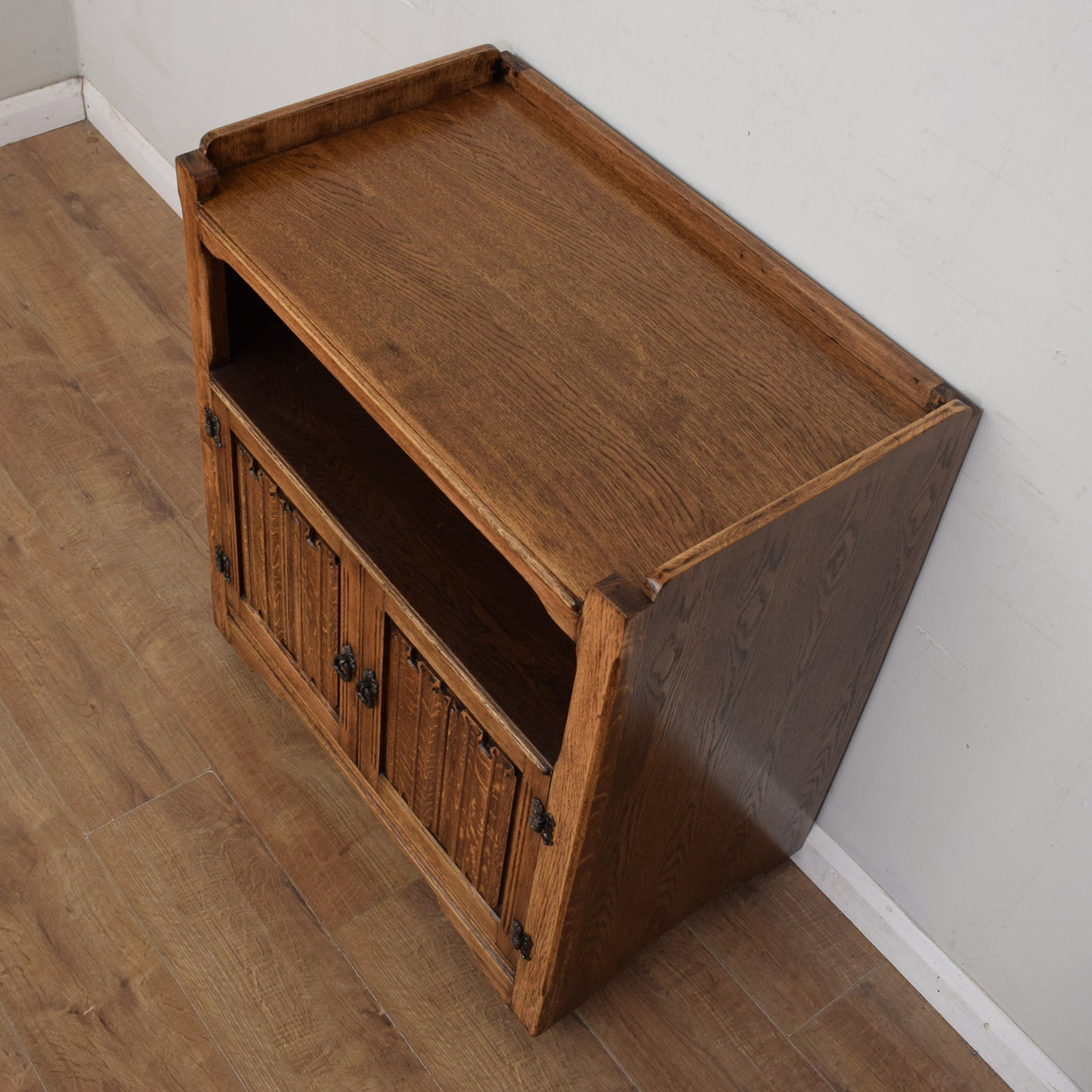 Oak Linenfold Multimedia Cabinet