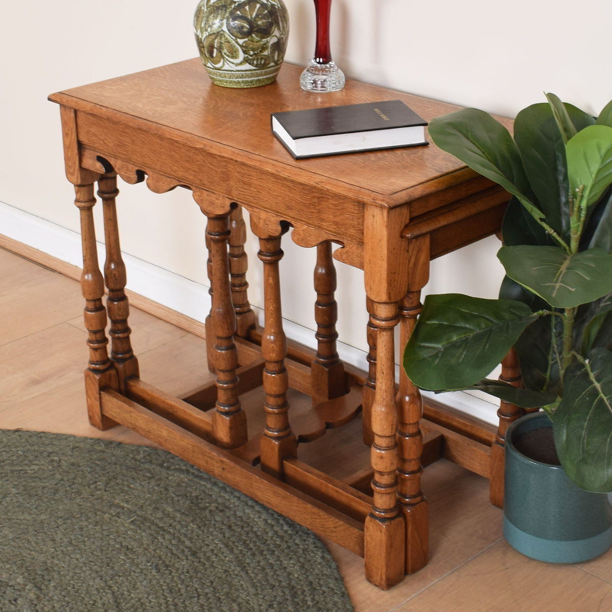 Vintage Oak Long-John Nest