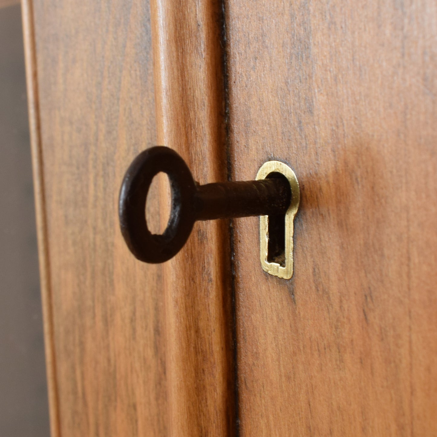 Antique Pine Dresser