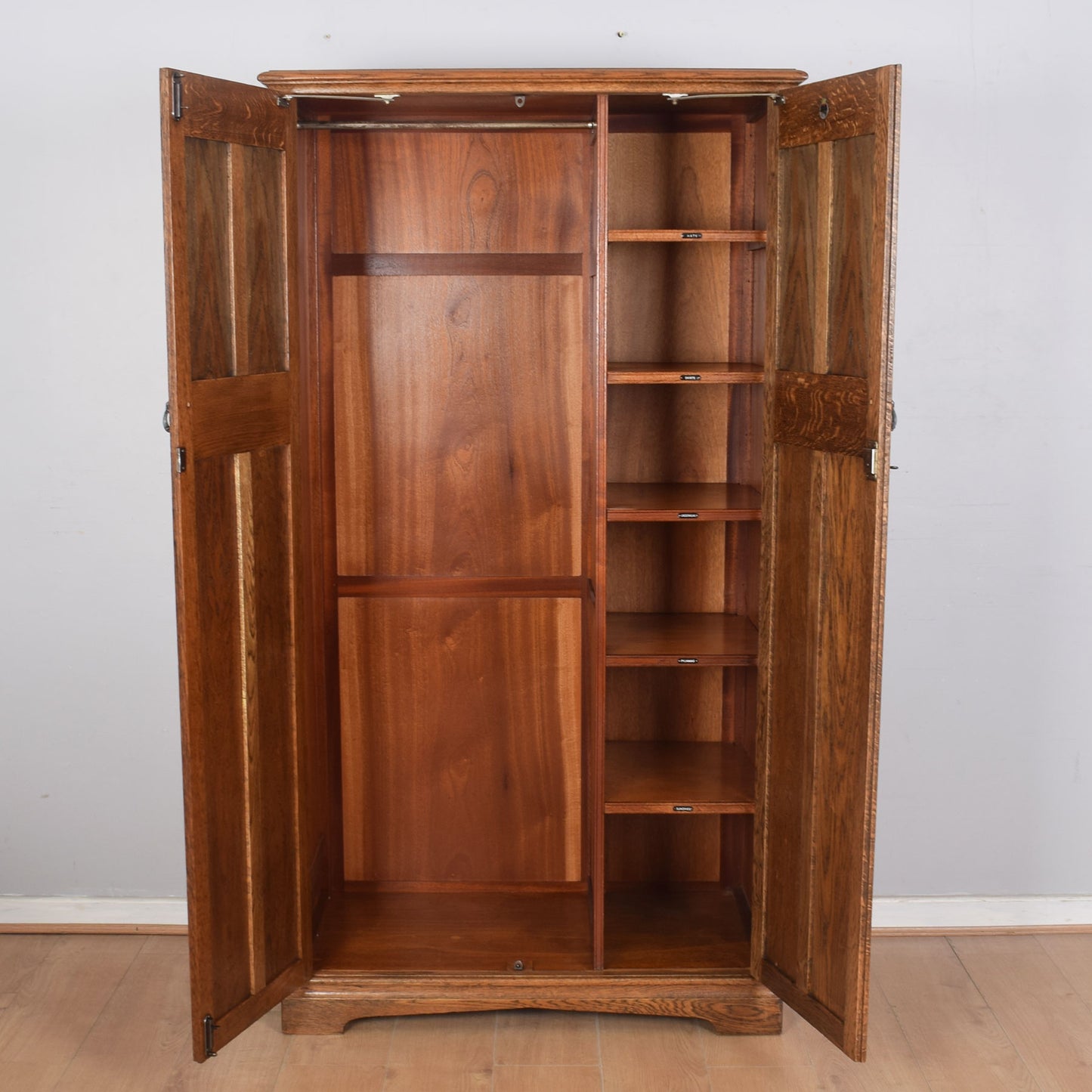 Oak Linenfold Gents Wardrobe