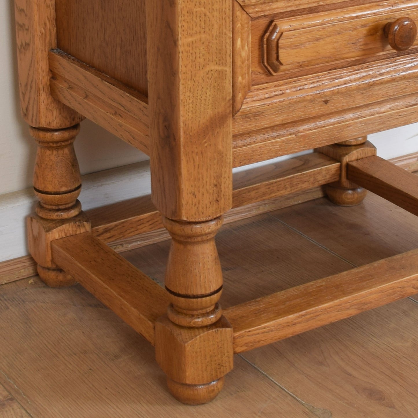 Small Oak Chest Of Drawers