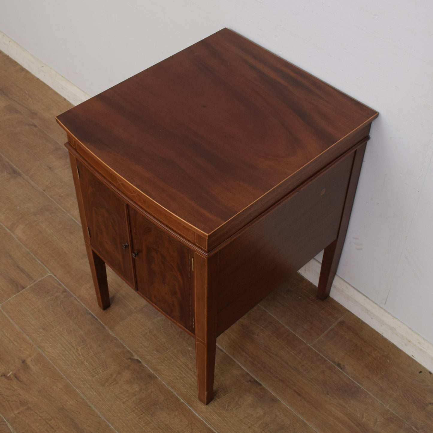 Mahogany Hi-Fi Unit