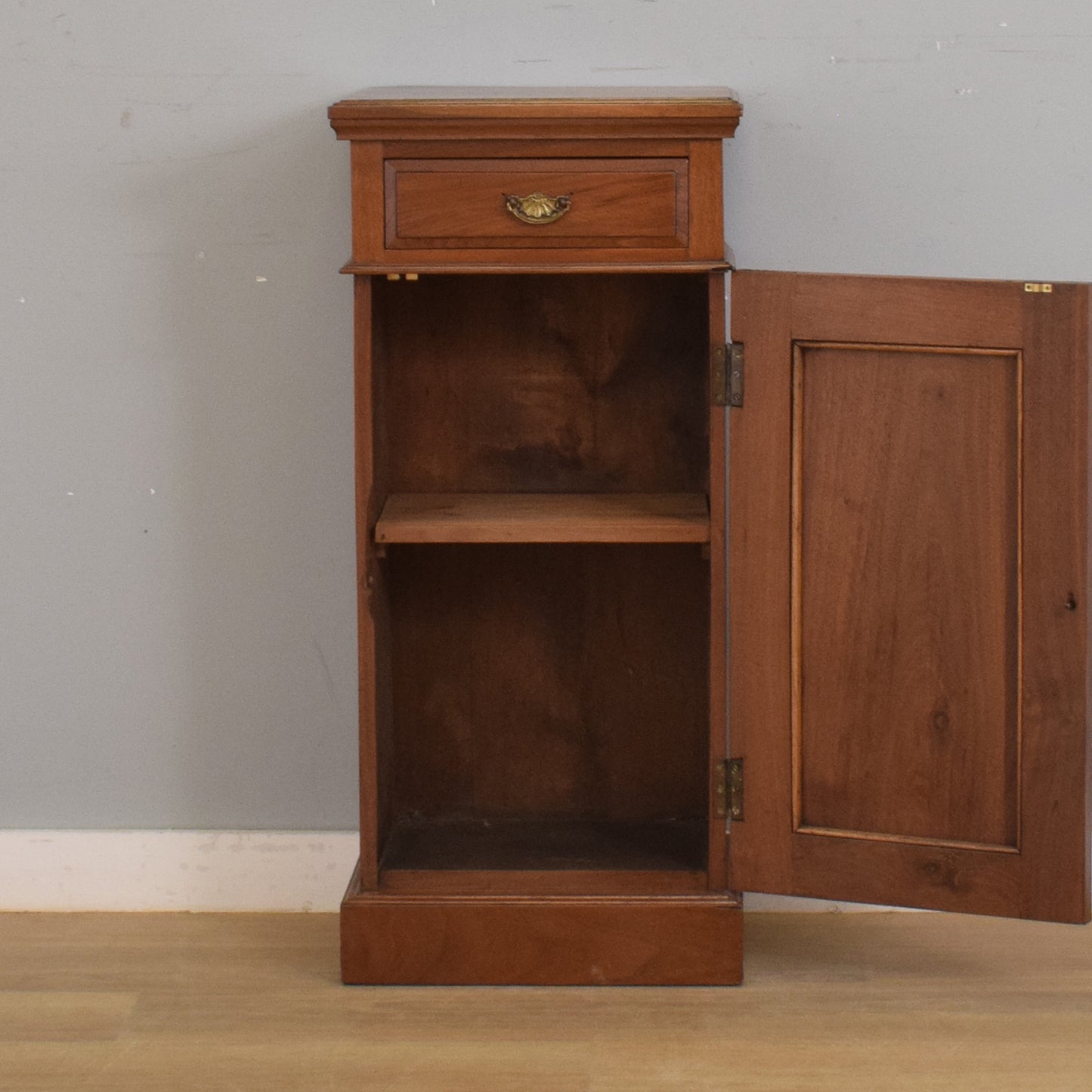 Victorian Mahogany Pot Cupboard