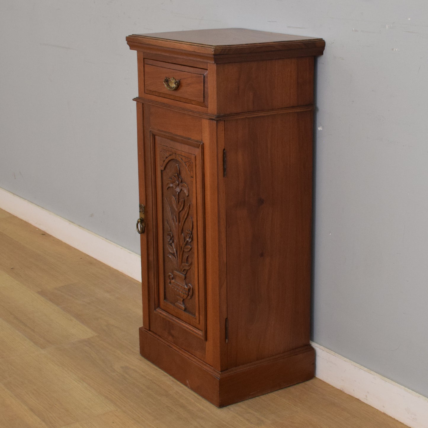 Victorian Mahogany Pot Cupboard
