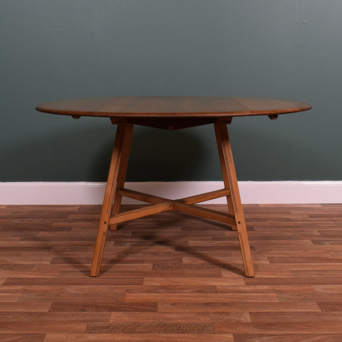 Ercol table and 6 chairs