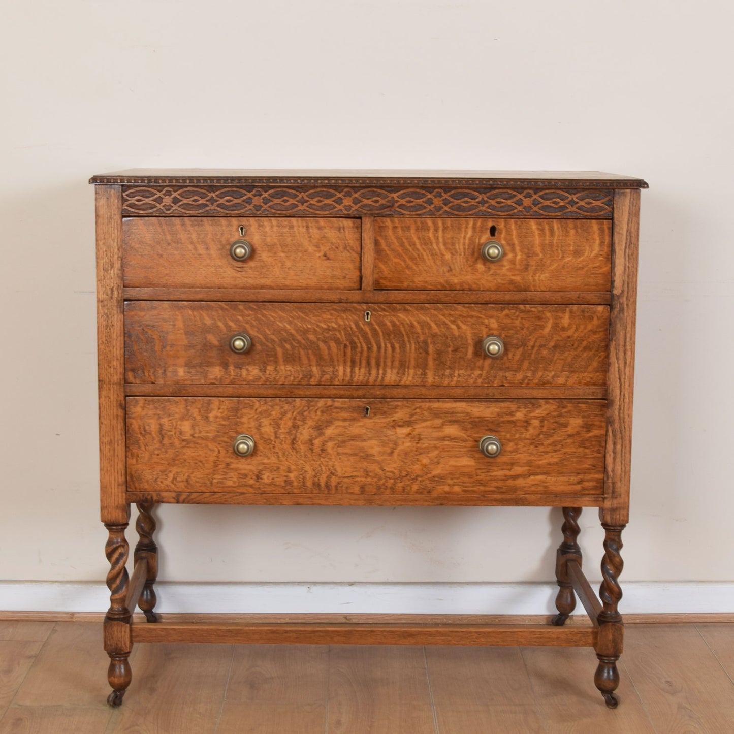 Oak Chest of Drawers