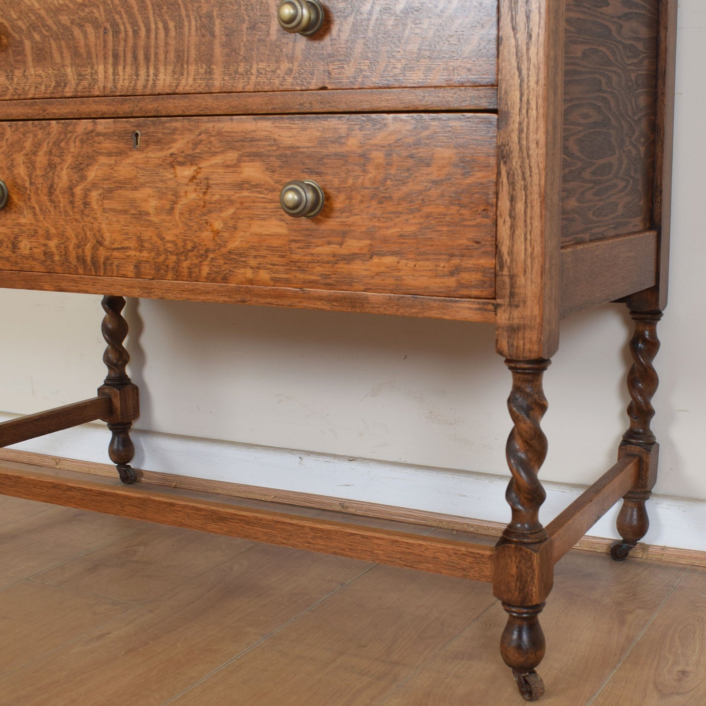 Oak Chest of Drawers