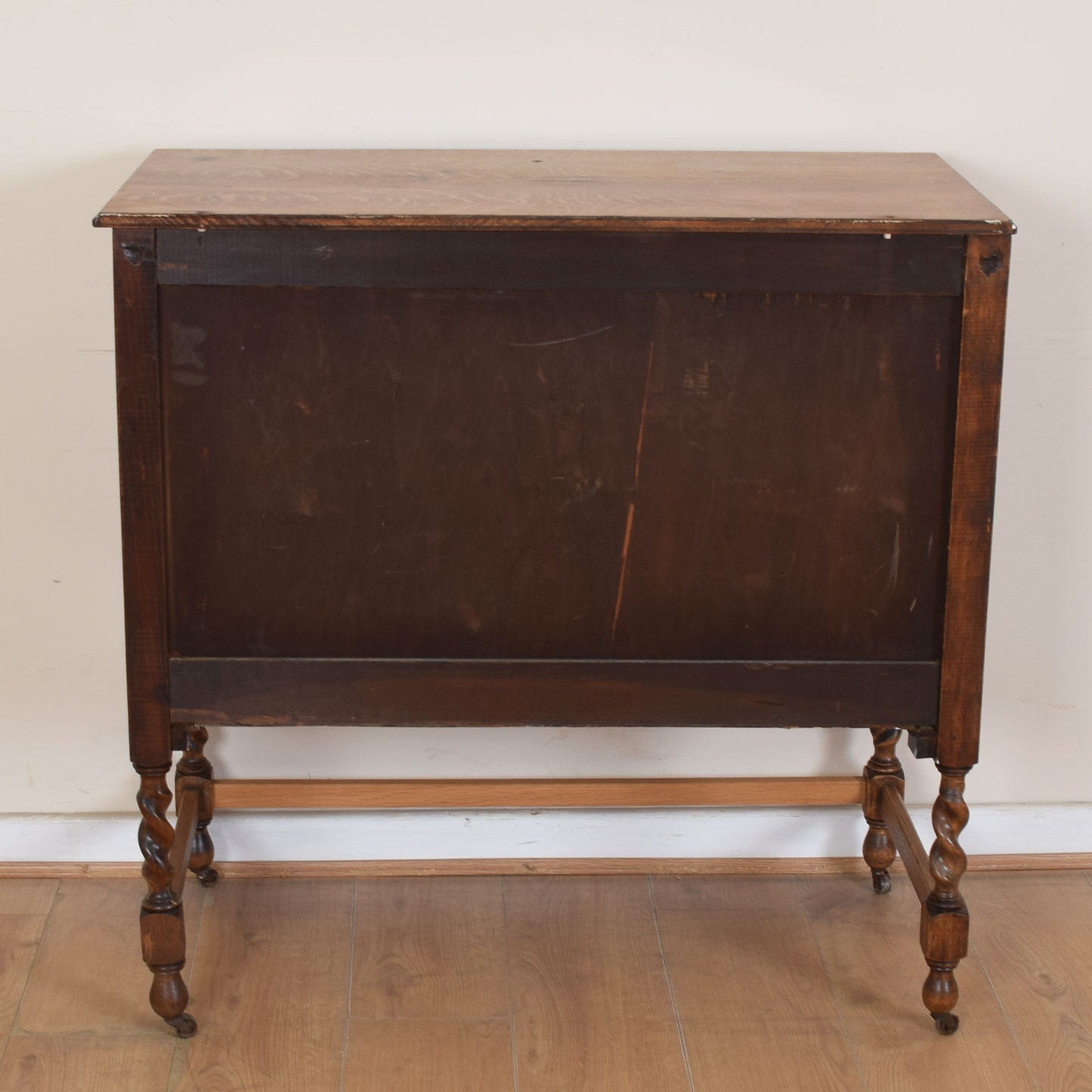 Oak Chest of Drawers