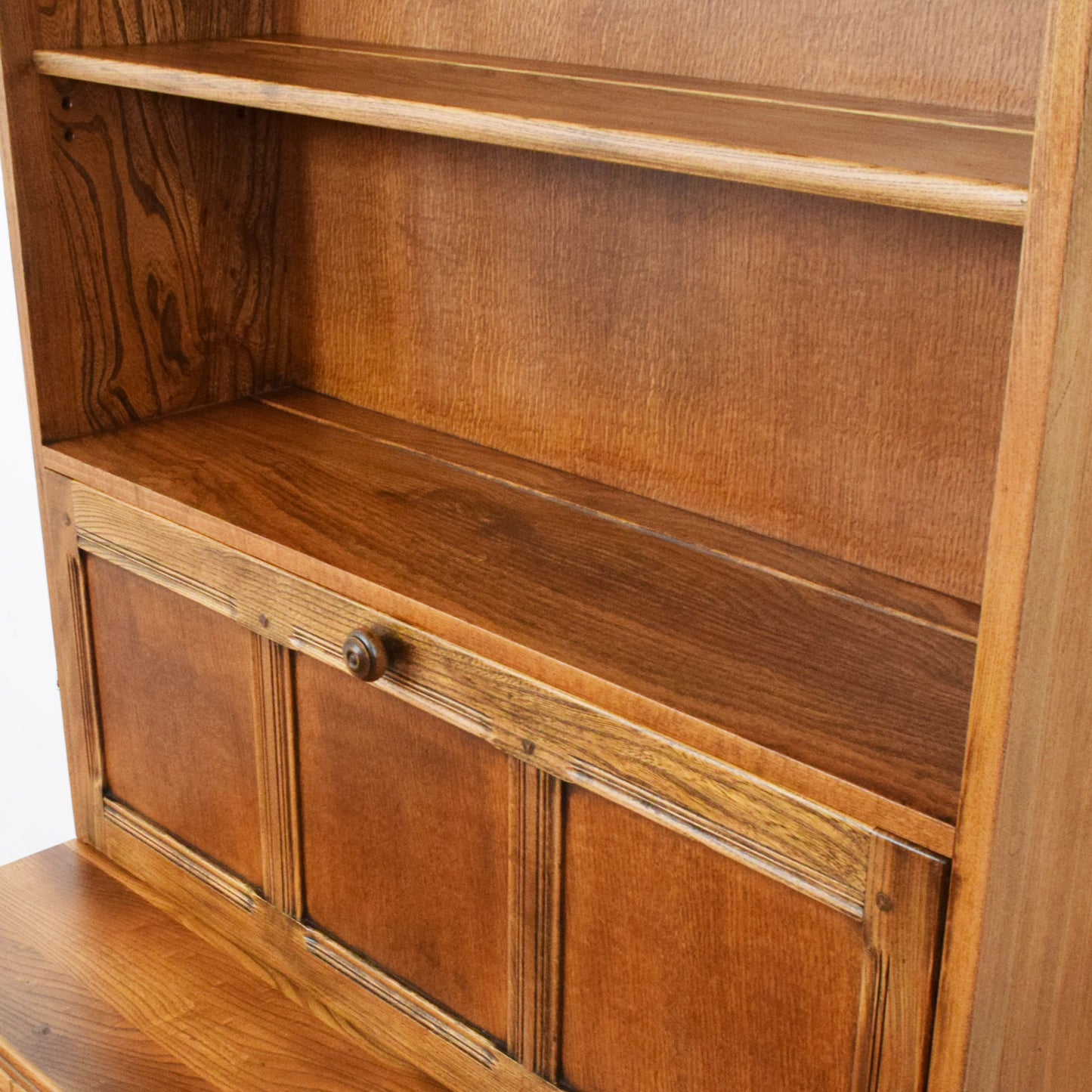 Ercol Dresser