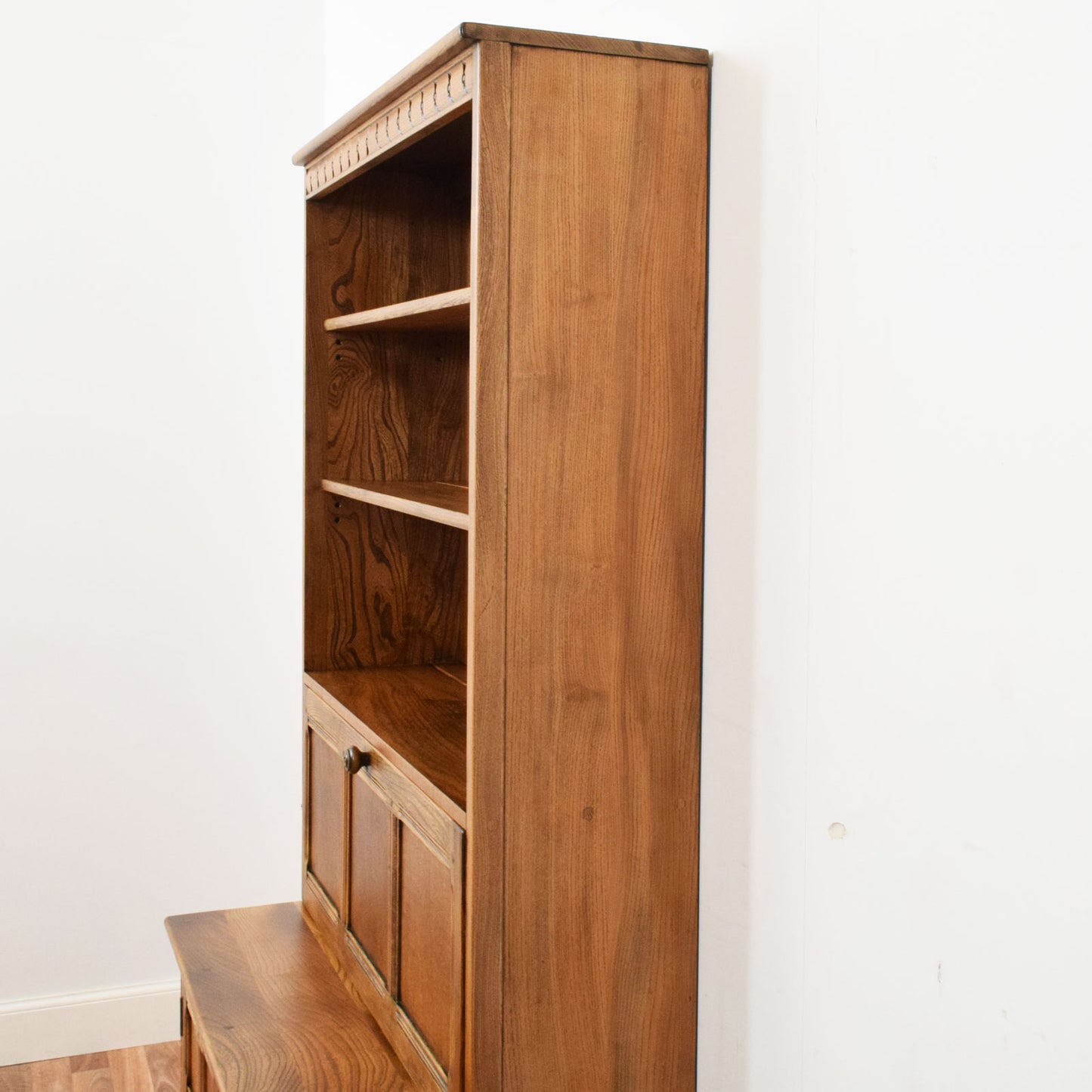 Ercol Dresser