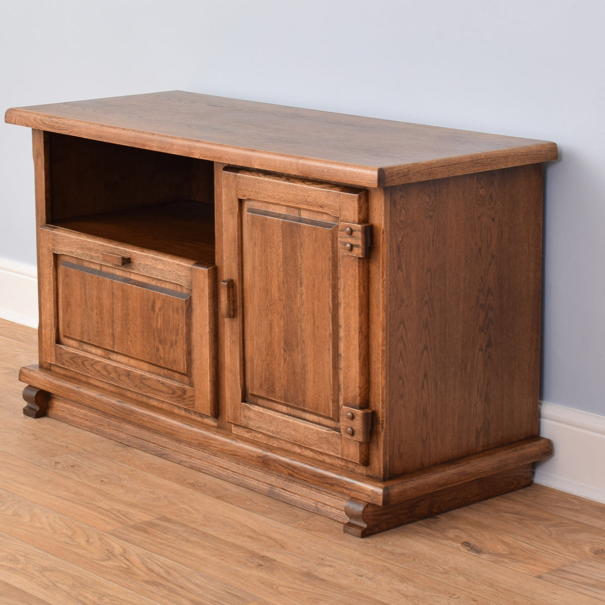 Oak TV Cabinet