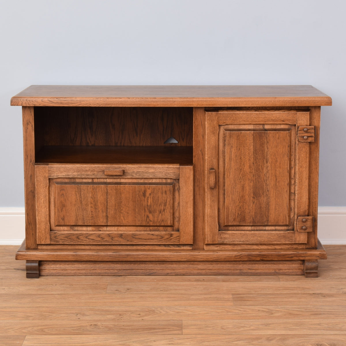 Oak TV Cabinet