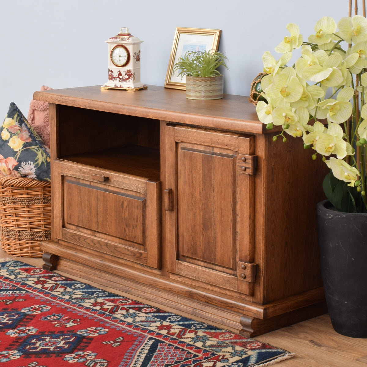 Oak TV Cabinet
