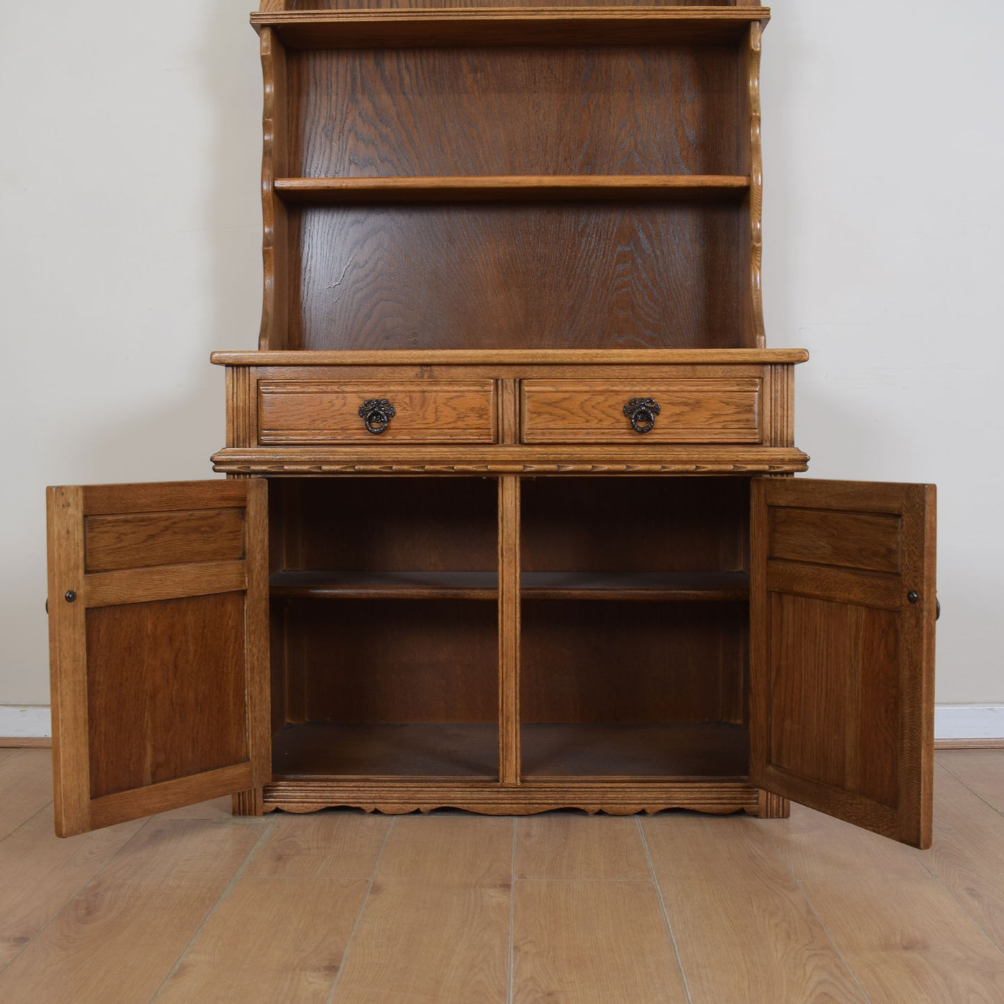 Small Old Charm Dresser