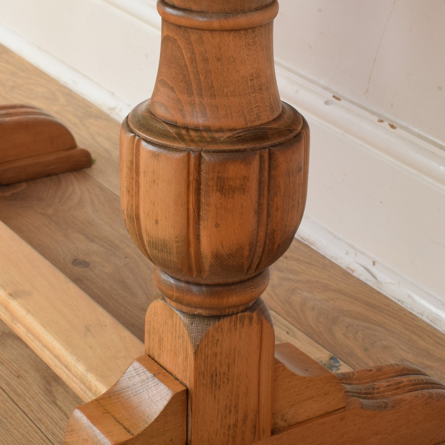 Draw Leaf Table And Four Chairs