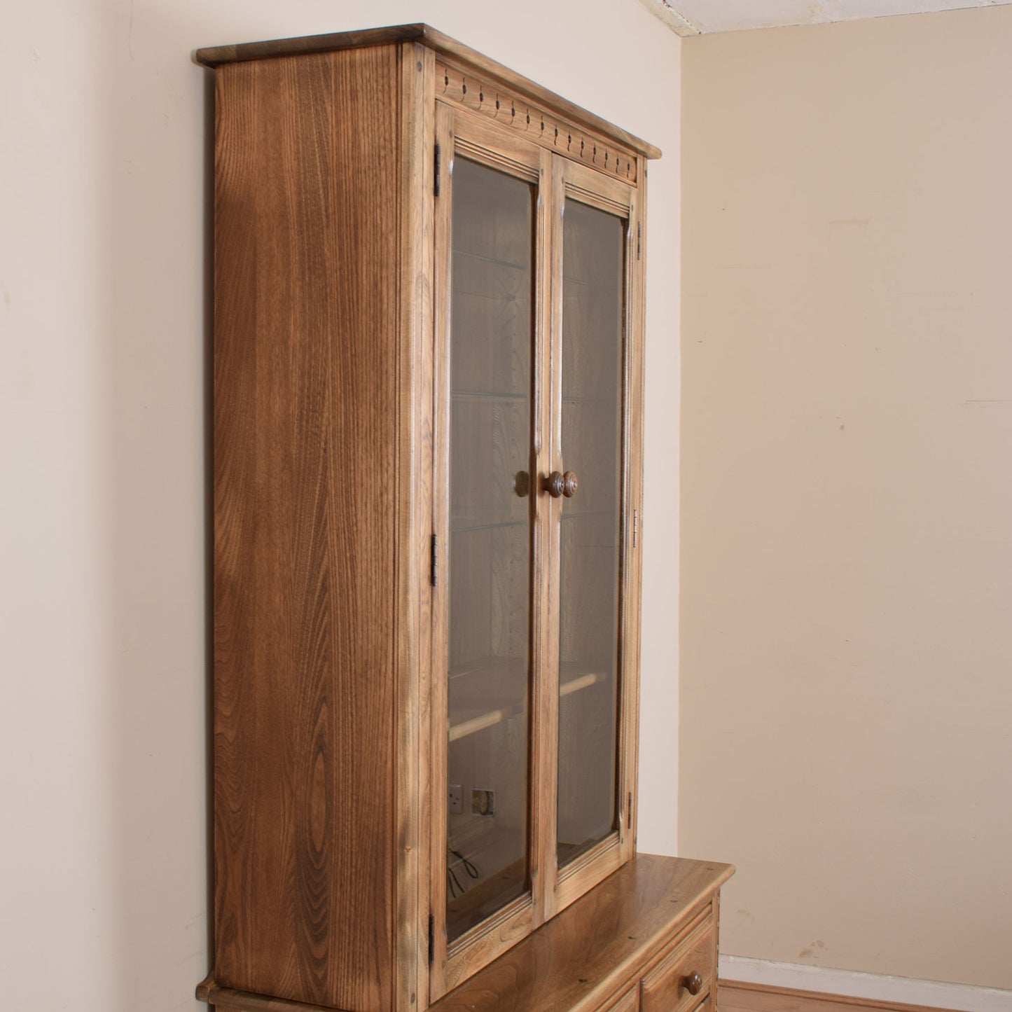 Ercol Dresser Display Unit