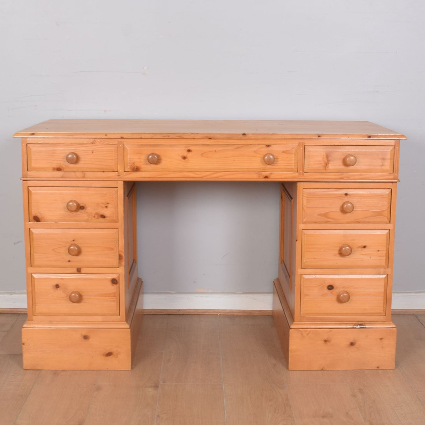 Pine Pedestal Desk