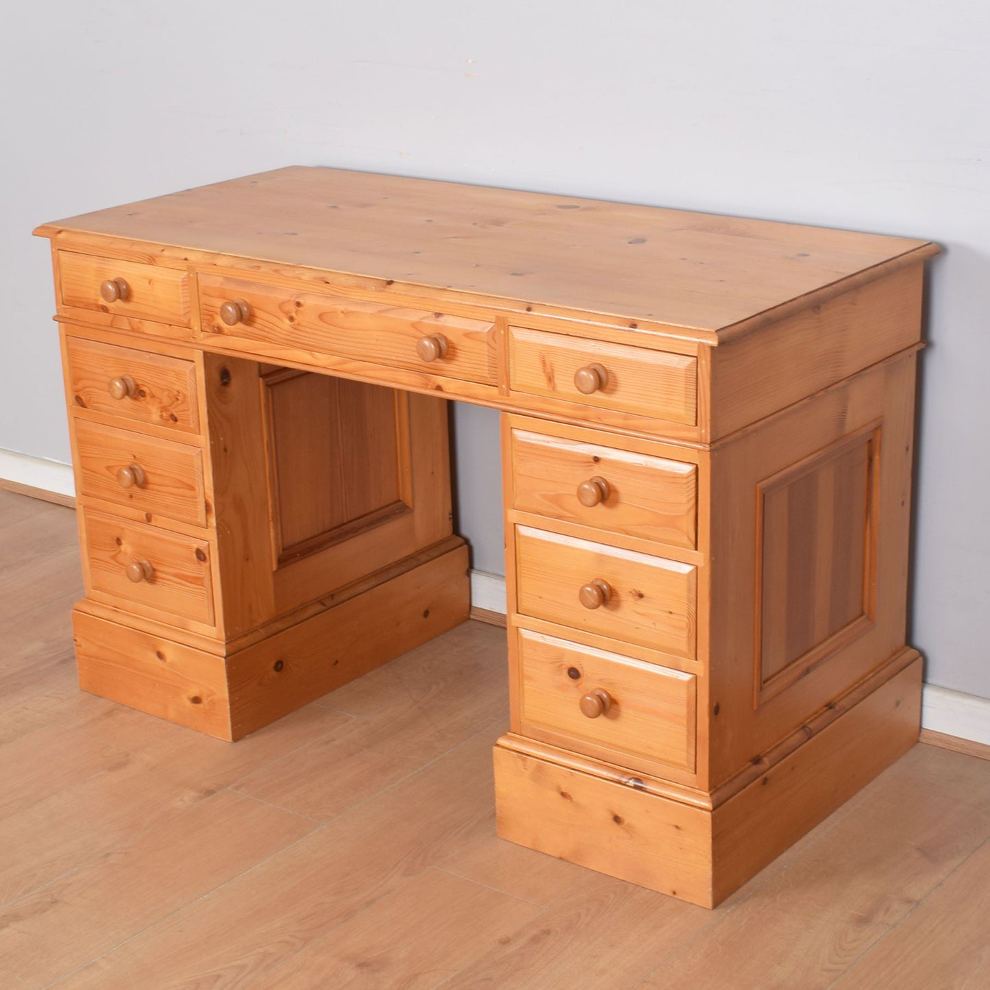 Pine Pedestal Desk