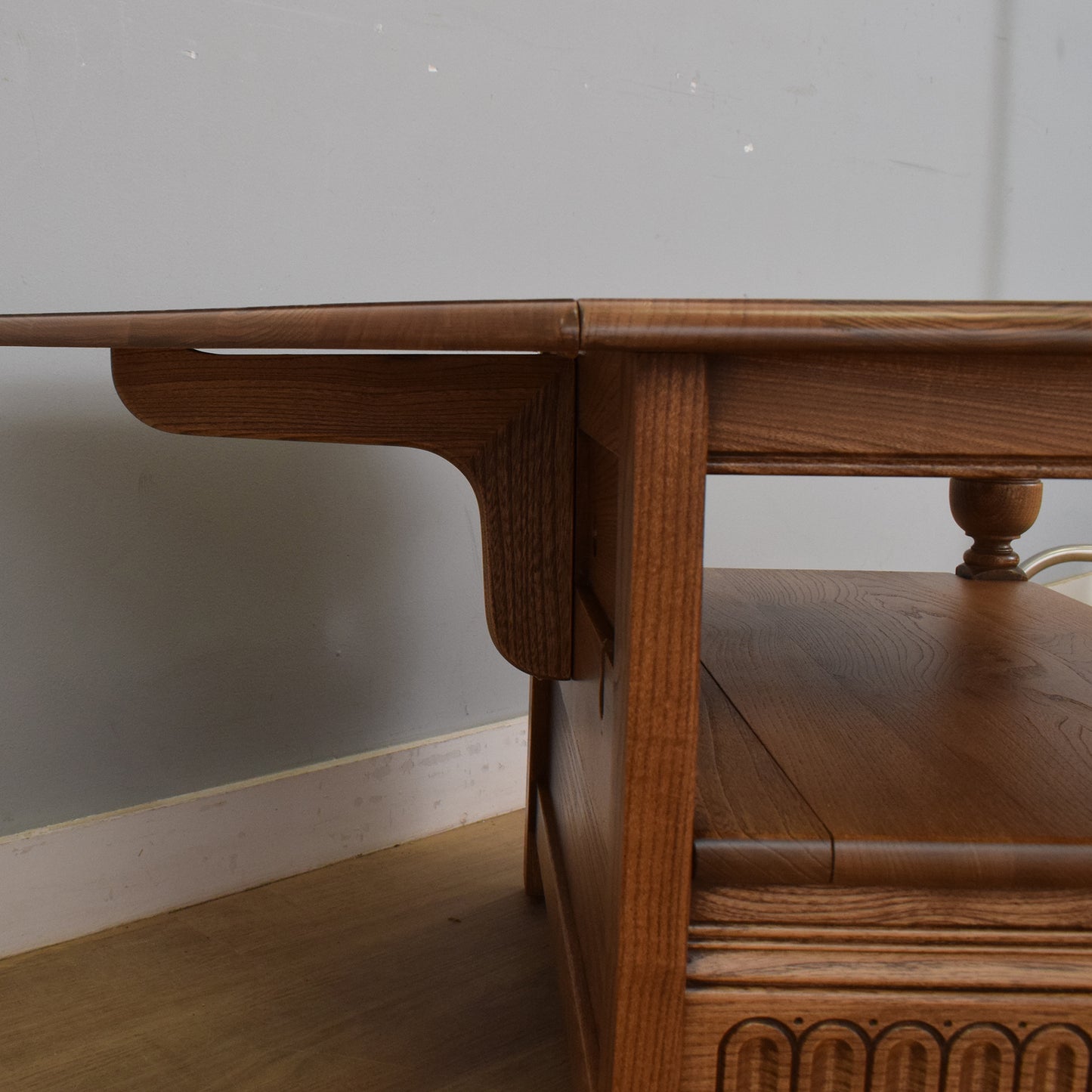Ercol 'Warwick' Corner TV Unit