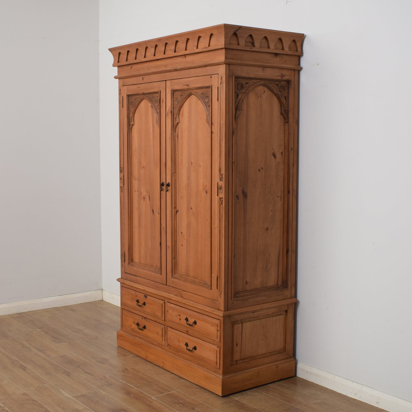 Pine Double Wardrobe