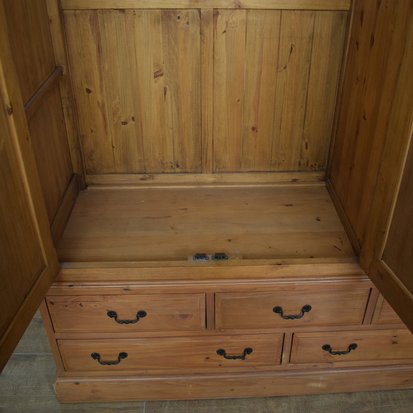 Pine Double Wardrobe