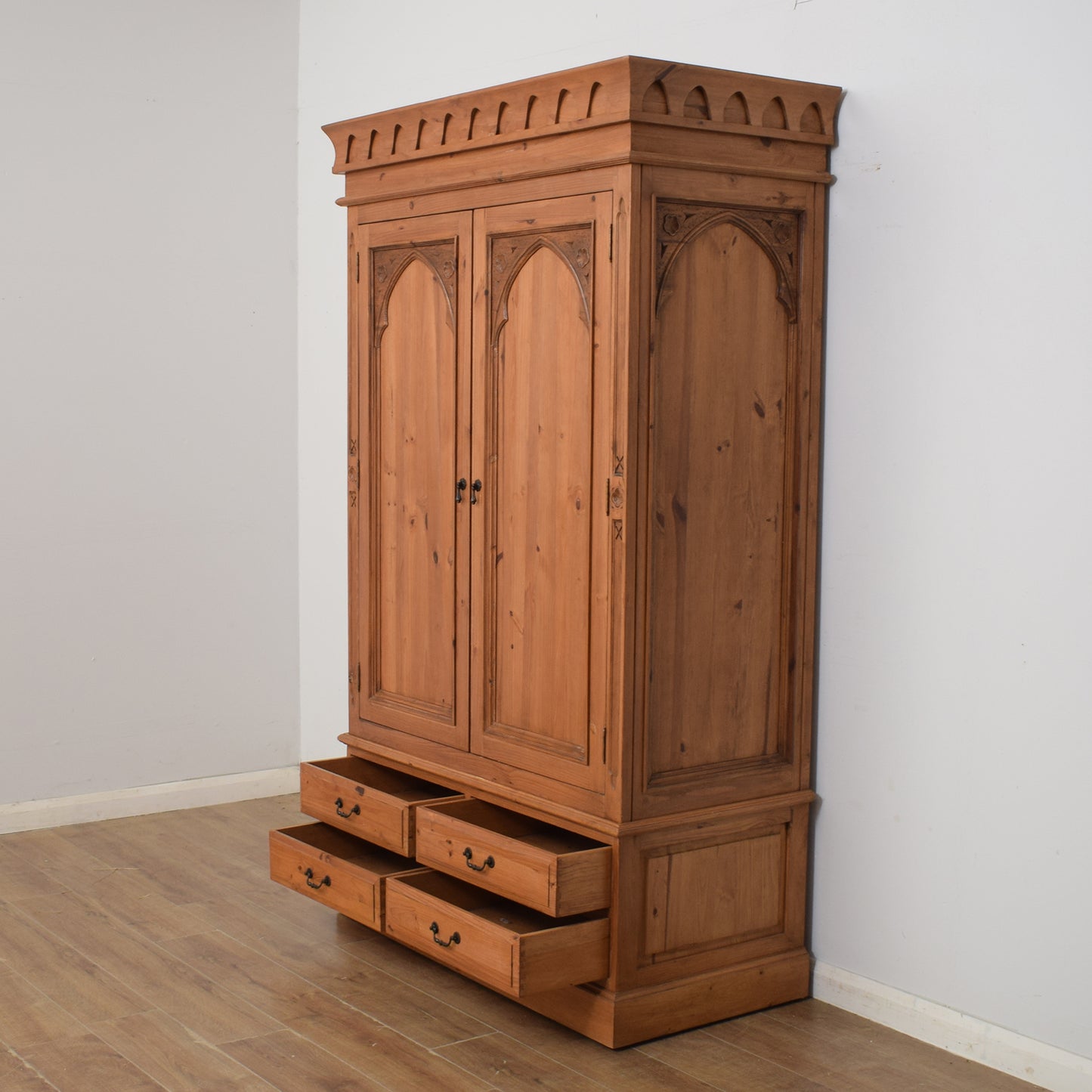 Pine Double Wardrobe