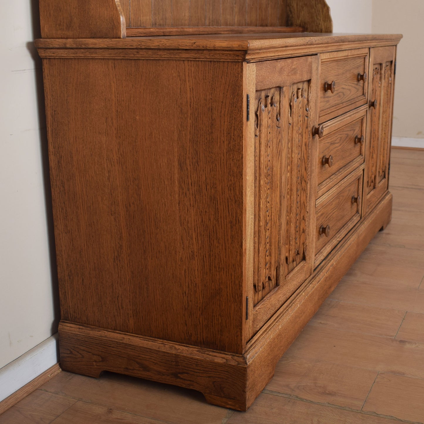 Large Oak Windowed Dresser