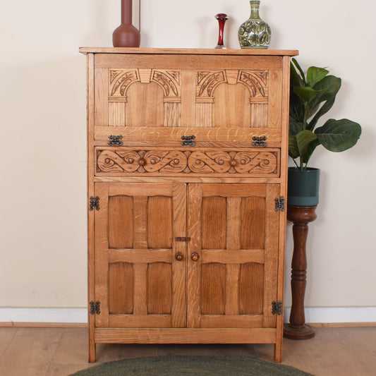 Bevan Funnel Oak Drinks Cabinet