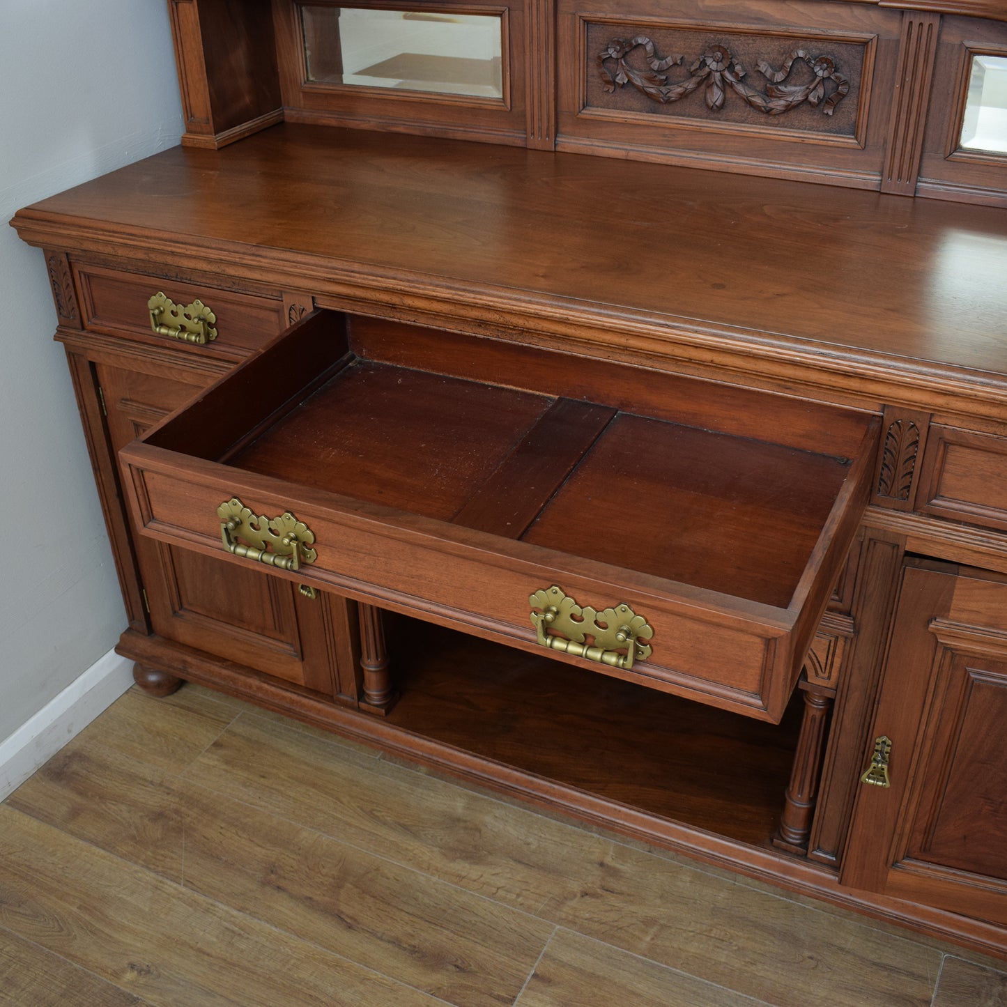 Large Mahogany Mirrored Back Sideboard