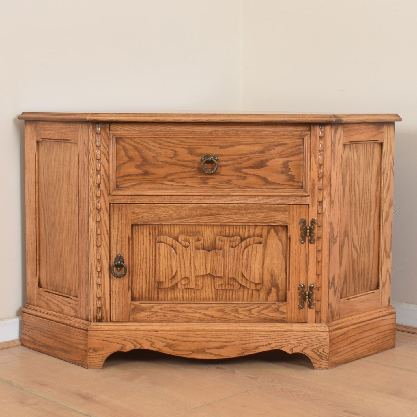 Jaycee Corner TV Cabinet