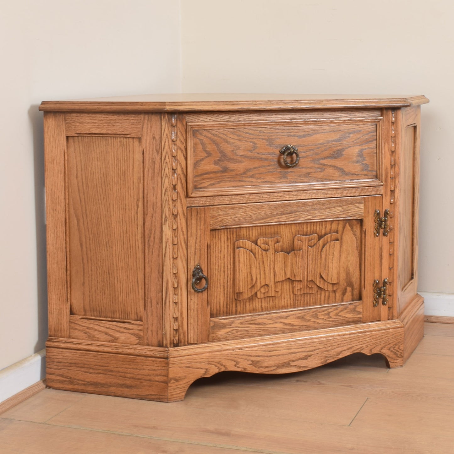 Jaycee Corner TV Cabinet