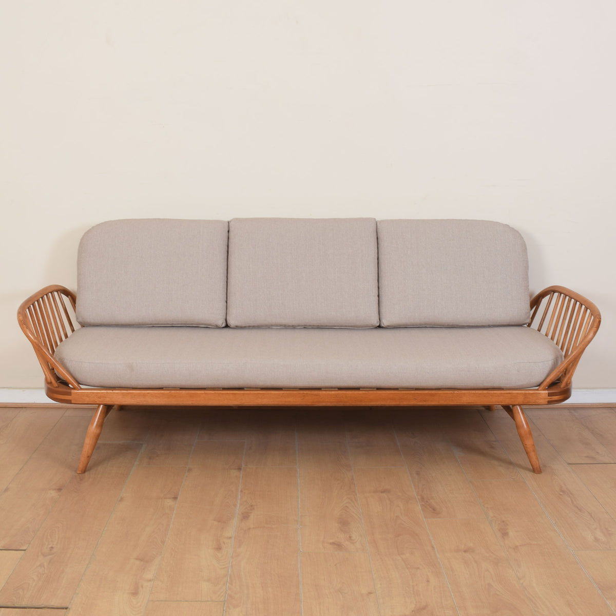 Ercol Day Bed