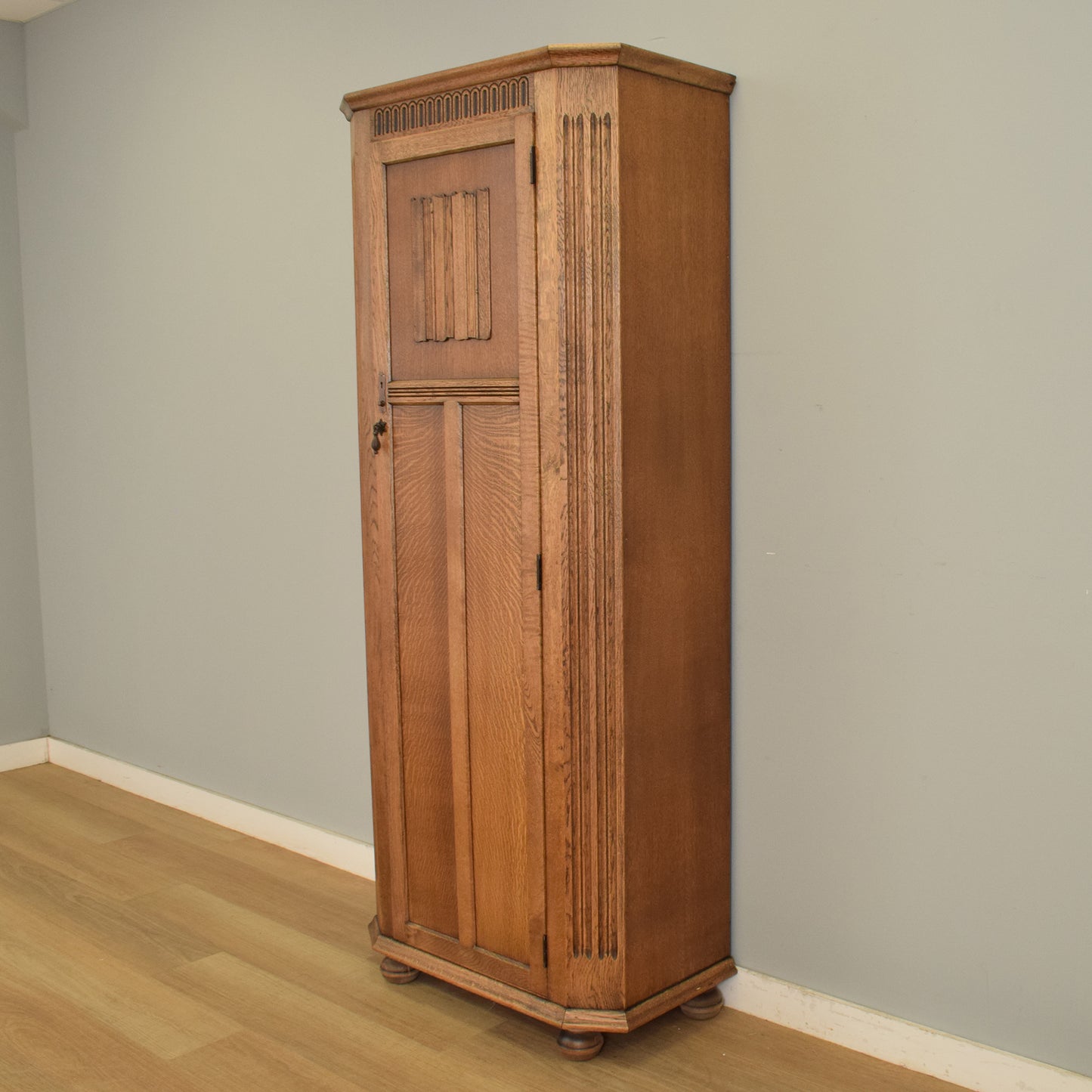Refinished Hallrobe