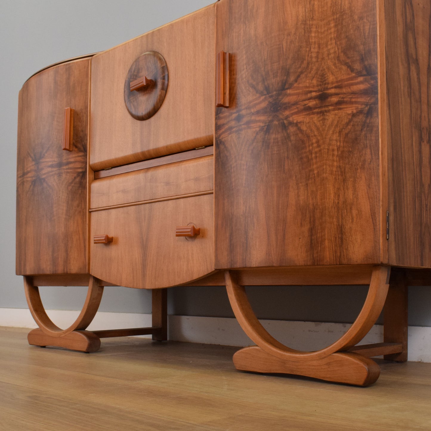 Art-Deco Cocktail Sideboard
