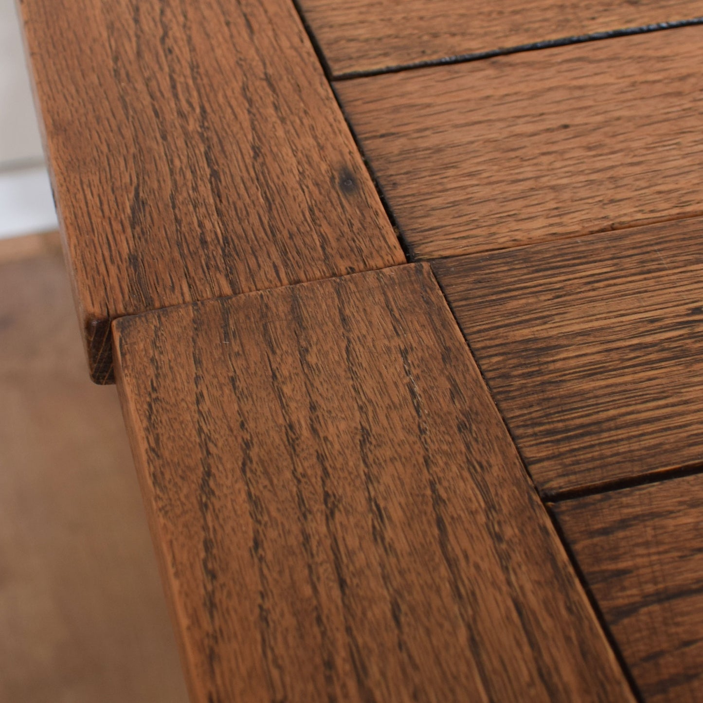 Barley Twist Draw-Leaf Table with Four Chairs