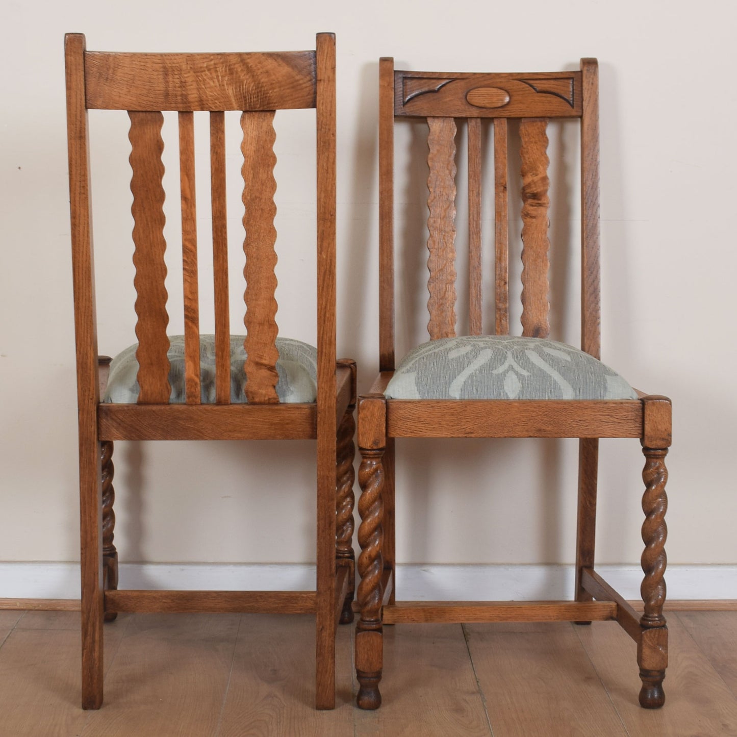 Barley Twist Draw-Leaf Table with Four Chairs