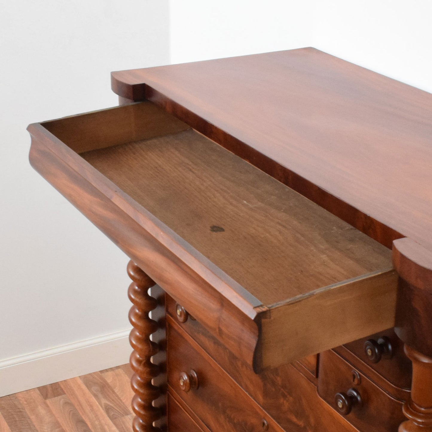 Mahogany Scotch Chest Of Drawers