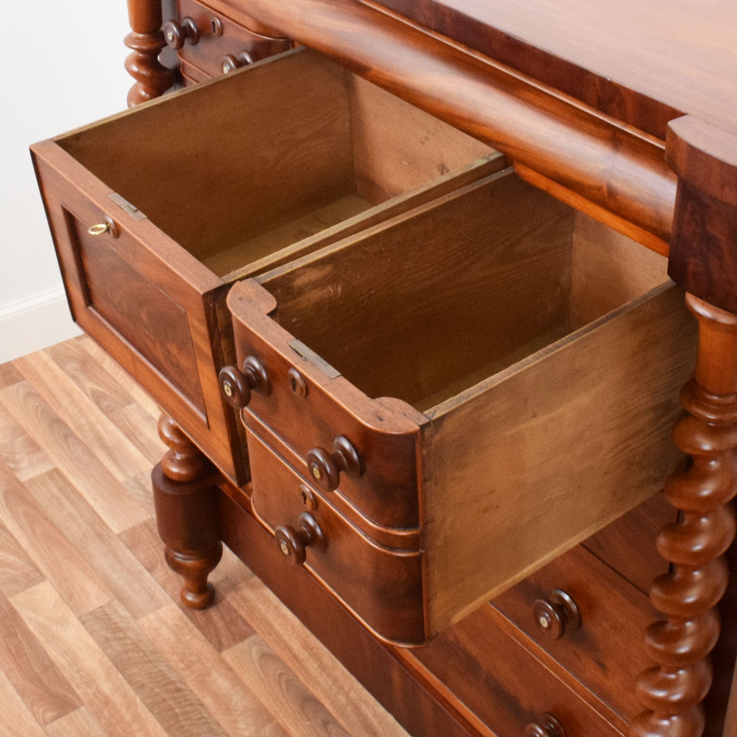 Mahogany Scotch Chest Of Drawers