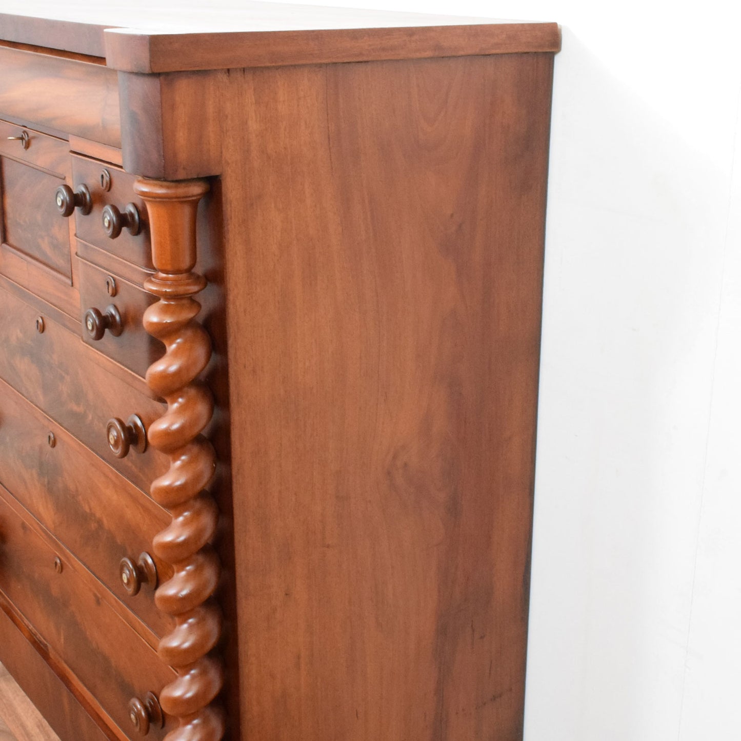 Mahogany Scotch Chest Of Drawers