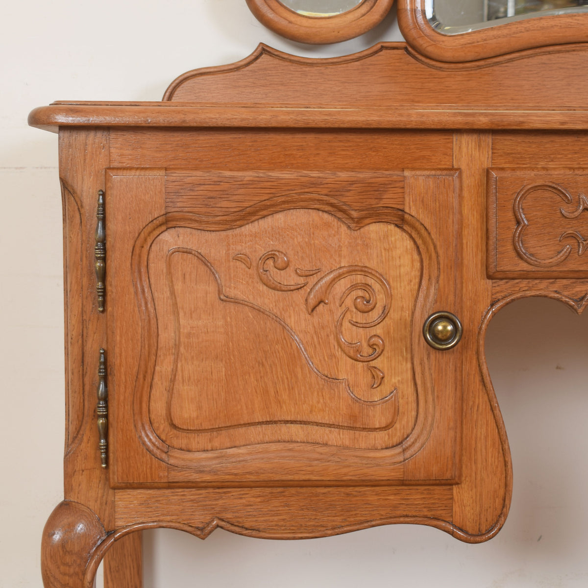 French Dressing Table