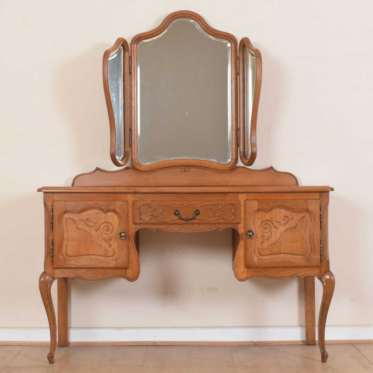 French Dressing Table