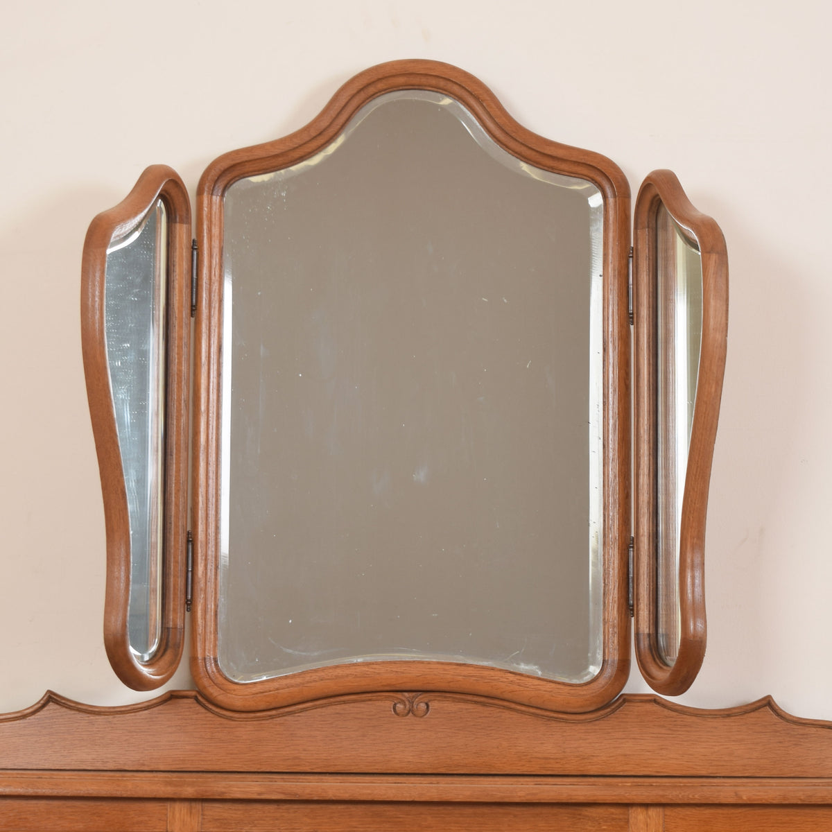 French Dressing Table