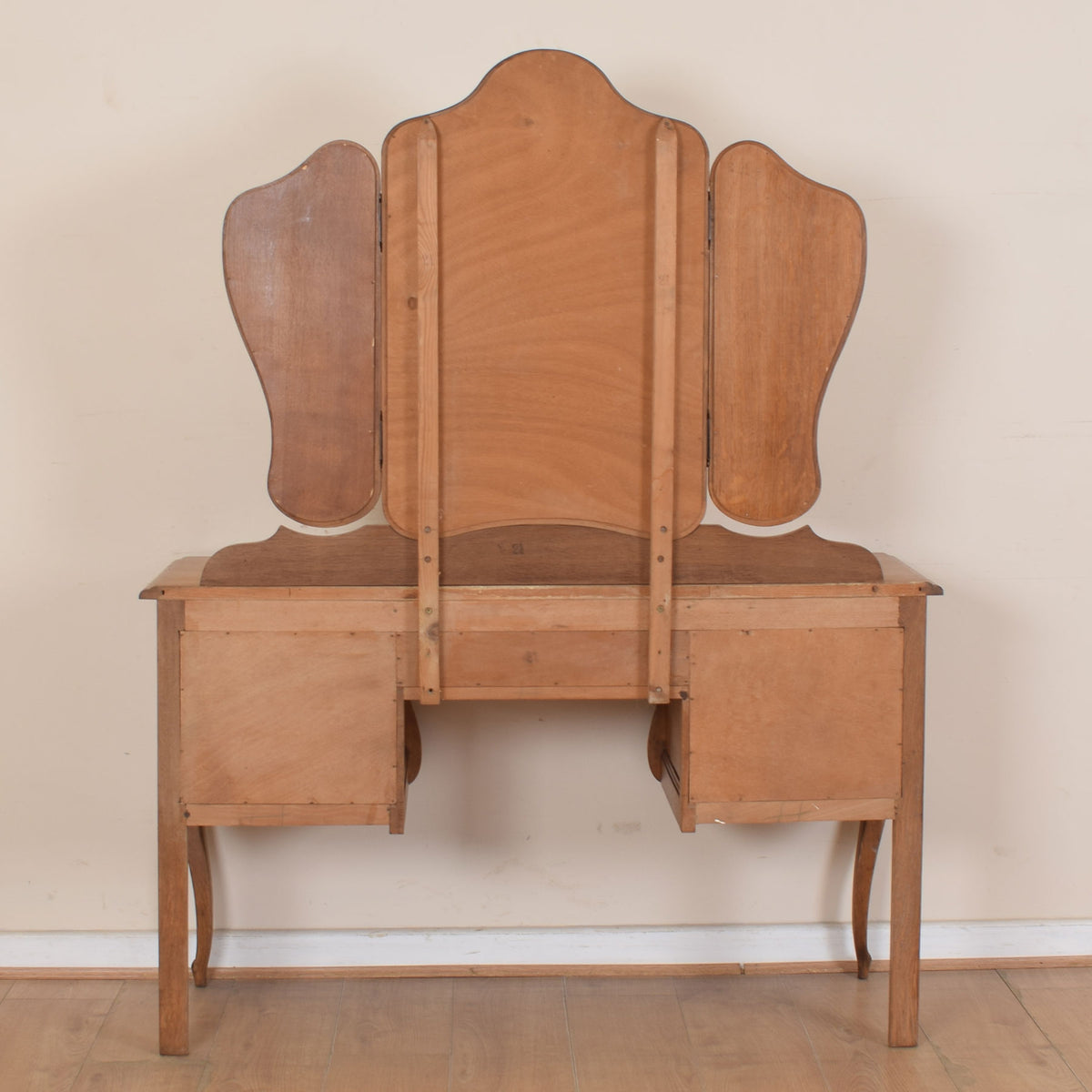 French Dressing Table