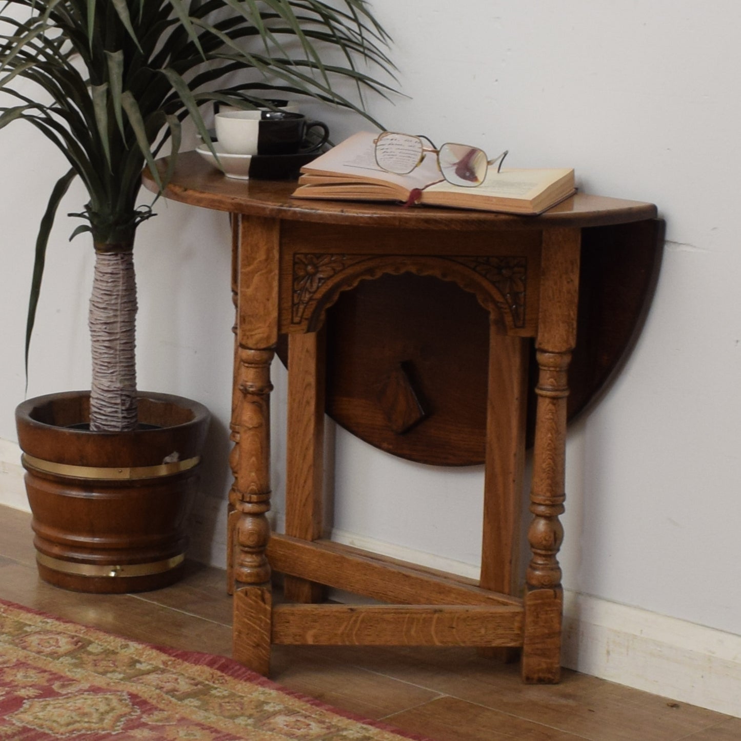 Old Charm Small Console Table