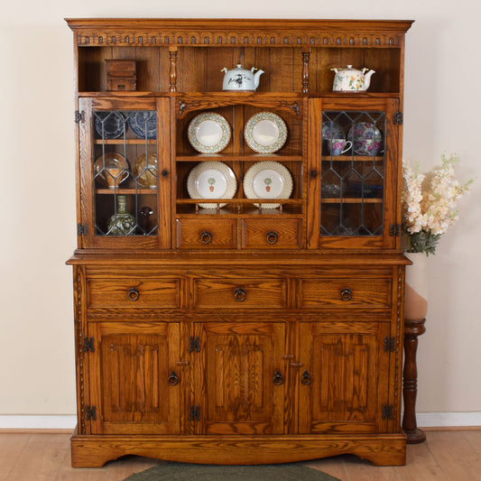 Jaycee Glazed Oak Dresser