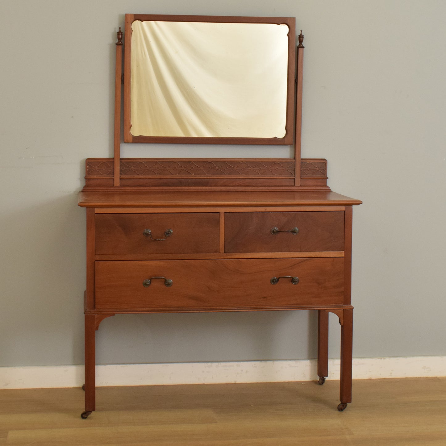 Mahogany Dressing Table
